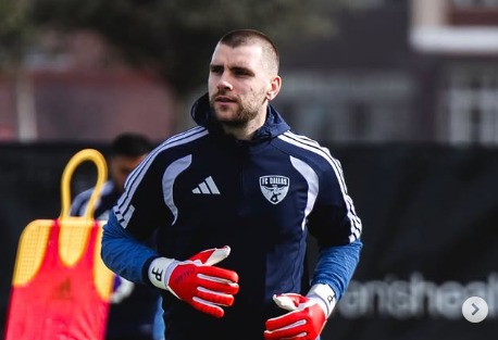 Marteen Paes sepakat gabung dengan Ajax Amsterdam. Foto: Instagram Marteen Paes - compleatthought.com