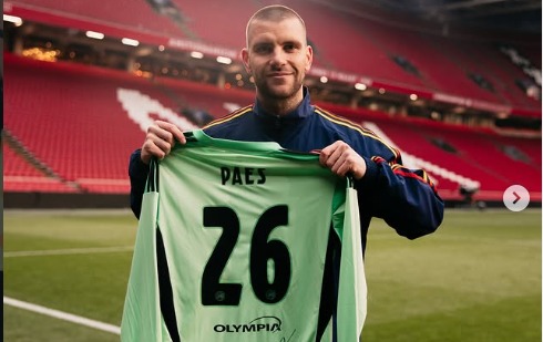 Marteen Paes Resmi Diperkenalkan Oleh Ajax Amsterdam. Foto: Instagram afcajax - compleatthought.com